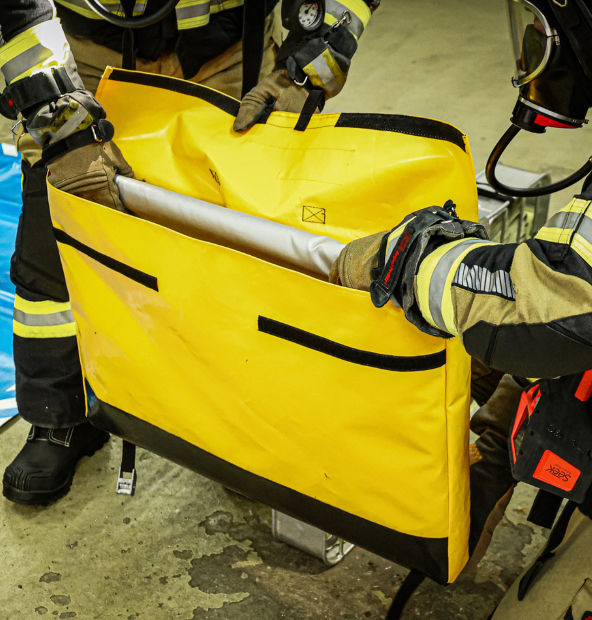 Dönges Rauchschutzvorhang Smoke Defender 70-115 cm; mit Tasche